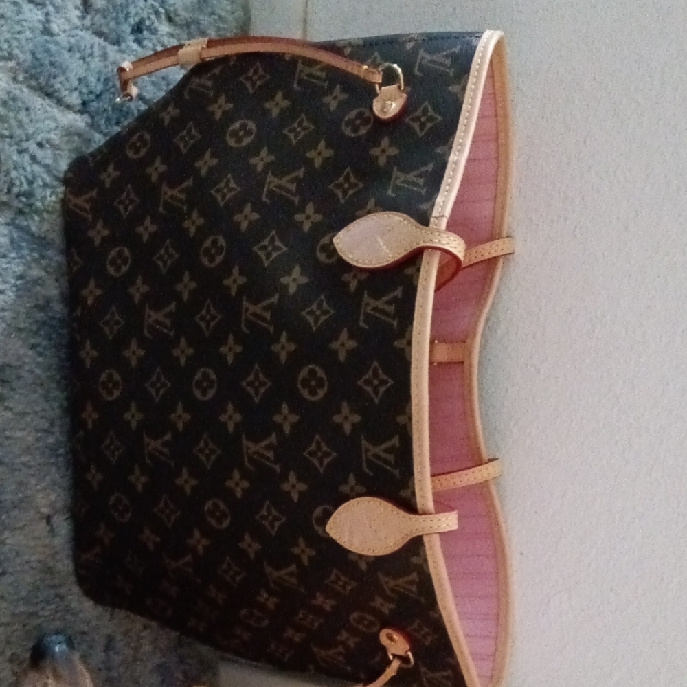 Louis Vuitton Monogram Tote Bag